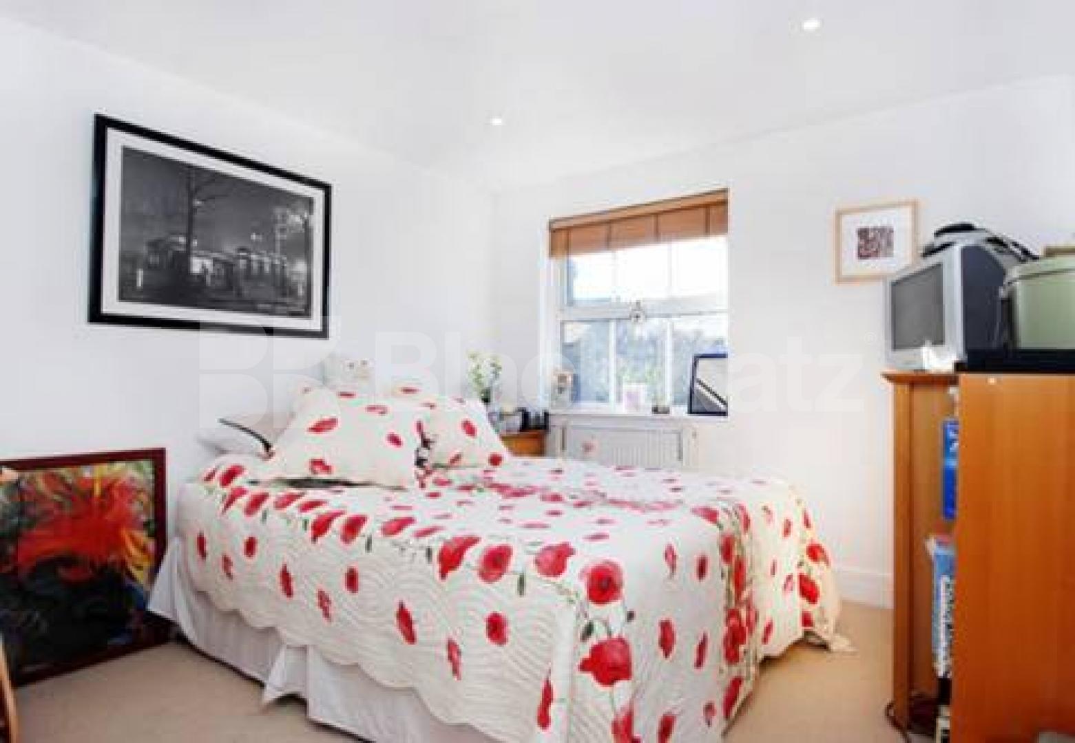 			NEW INSTRUCTION, 3 Bedroom, 1 bath, 1 reception Mews House			 St Andrews Mews , Balham